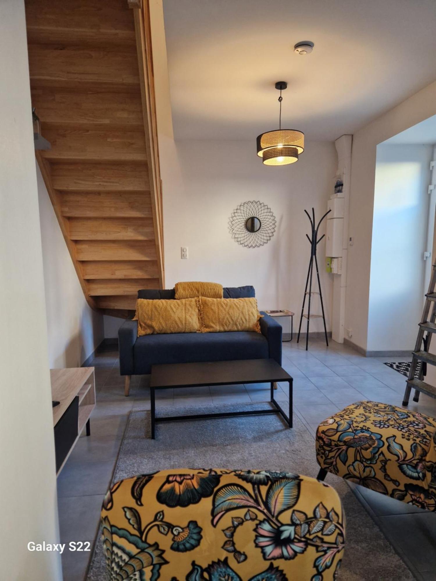 Duplex En Centre Ville Вилле-Котре Экстерьер фото